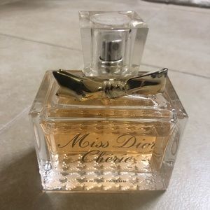 Miss Dior Cherie Perfume